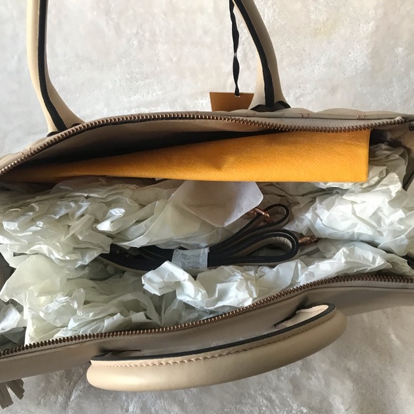 Beige Handbag Brand New - Picture 5 of 5